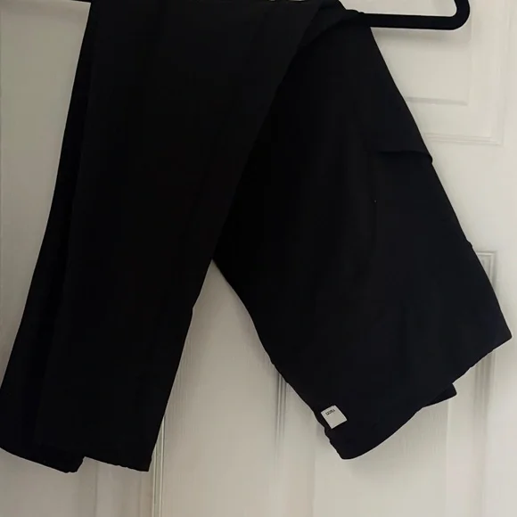 Vuori Black Women’s Jeggings - Picture 2 of 8